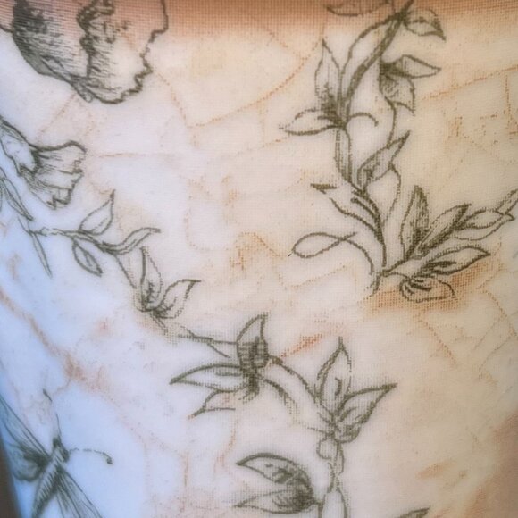 222 Fifth FLORAL TOILE  ~ Kathryn White / Art in Motion / Tapered Porcelain Cup - Picture 9 of 14